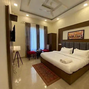 Woodlark - A Peaceful Hotel