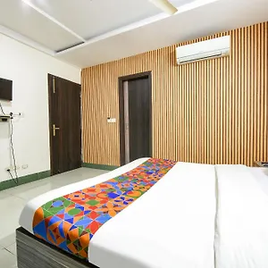 Fabhotel Ess Pee Grand Hotel